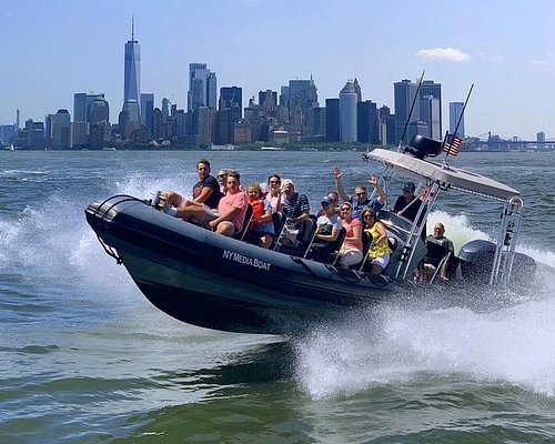 Rent a Boat New York NY: Explore the City's Waterways in Style